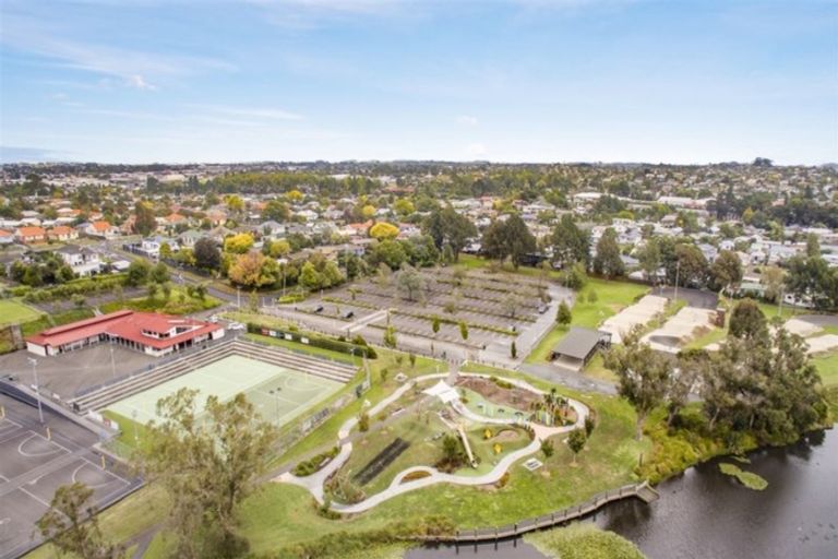 Photo of property in 9a Kingsway Crescent, Forest Lake, Hamilton, 3200