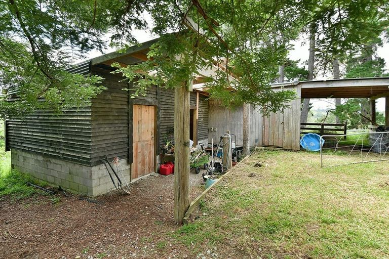 Photo of property in 1811 Kaipara Coast Highway, Kaukapakapa, Warkworth, 0984