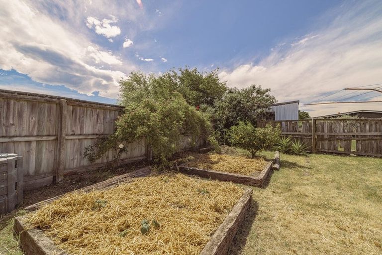 Photo of property in 11 Holton Road, Amberley, 7481