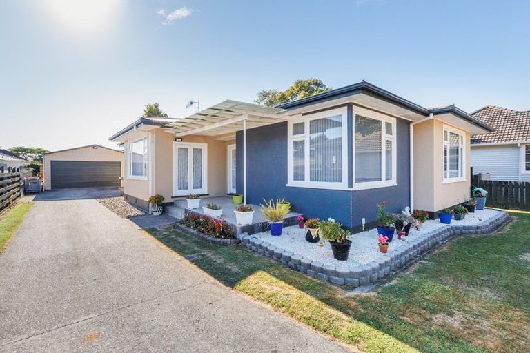 Photo of property in 33 Seddon Street, Takaro, Palmerston North, 4412