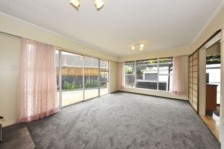 Photo of property in 4 Springmead Place, Hornby, Christchurch, 8042