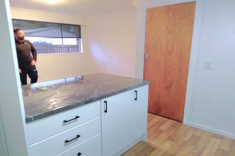 Photo of property in 3/10 Rawson Street, Tawa, Wellington, 5028