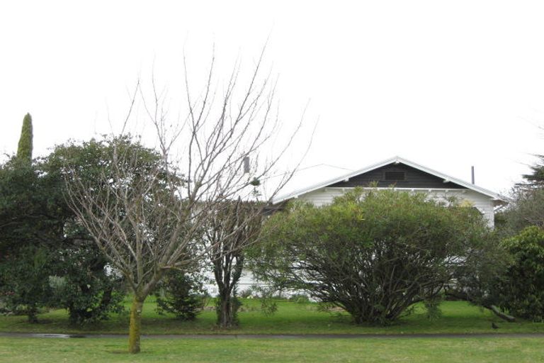 Photo of property in 1007 Plunket Street, Saint Leonards, Hastings, 4120