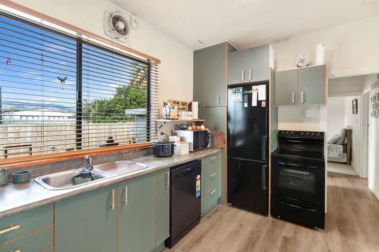 Photo of property in 192 Bartholomew Road, Levin, 5510