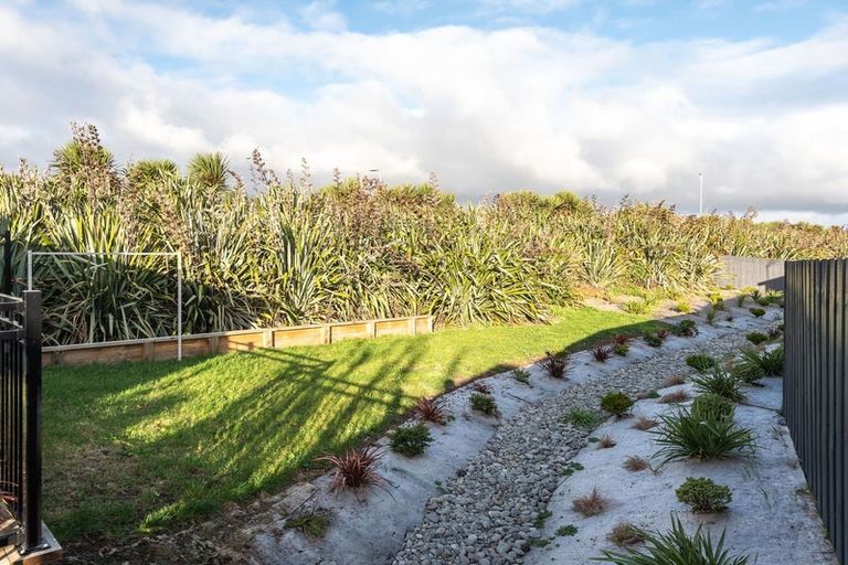 Photo of property in 29 Kakapo Lane, Redwood, Christchurch, 8051