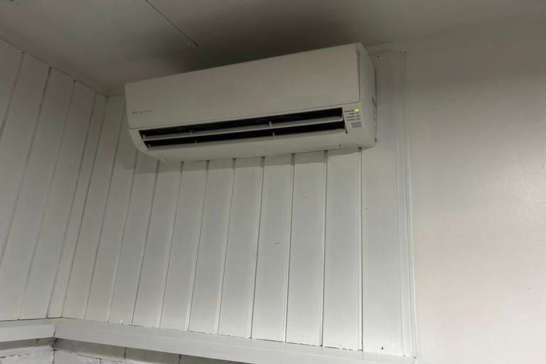 Photo of property in 8a Spinel Place, Pukehangi, Rotorua, 3015