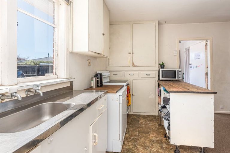 Photo of property in 12 Tavendale Place, St Albans, Christchurch, 8052