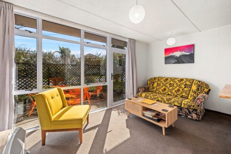 Photo of property in 2/18 Carnot Street, Glenholme, Rotorua, 3010