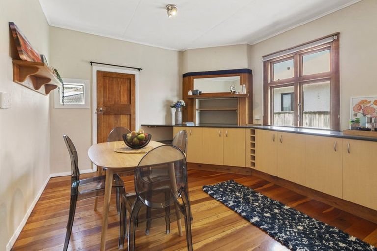 Photo of property in 33 Devonshire Road, Miramar, Wellington, 6022