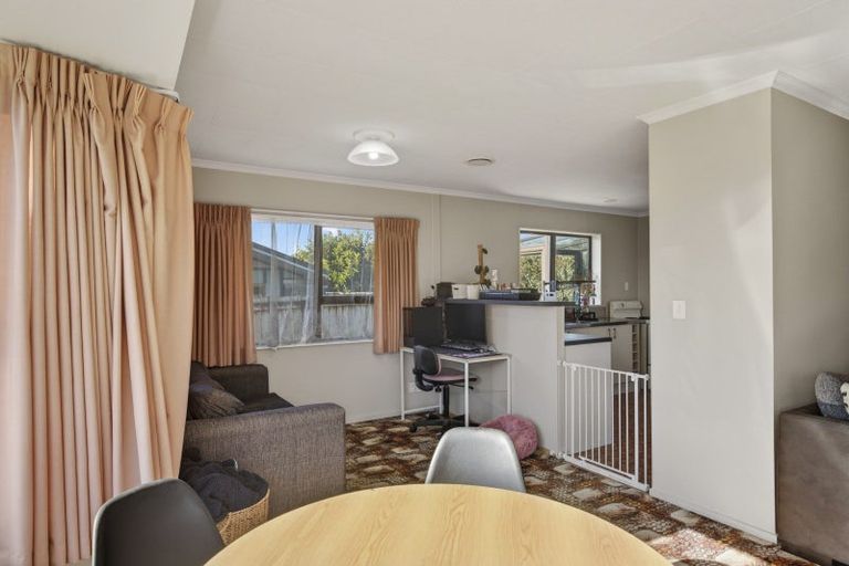 Photo of property in 18 Jade Place, Bell Block, New Plymouth, 4312