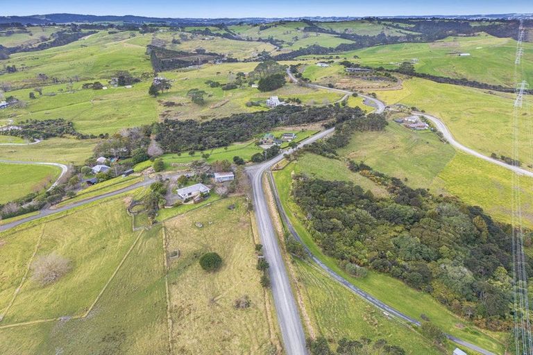 Photo of property in 5 Onewhero Road, Kaukapakapa, Warkworth, 0984