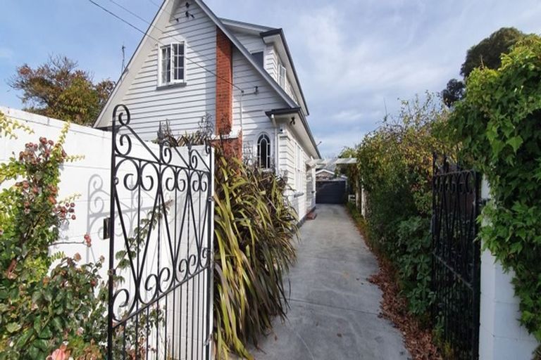 Photo of property in 35 Barrington Street, Somerfield, Christchurch, 8024