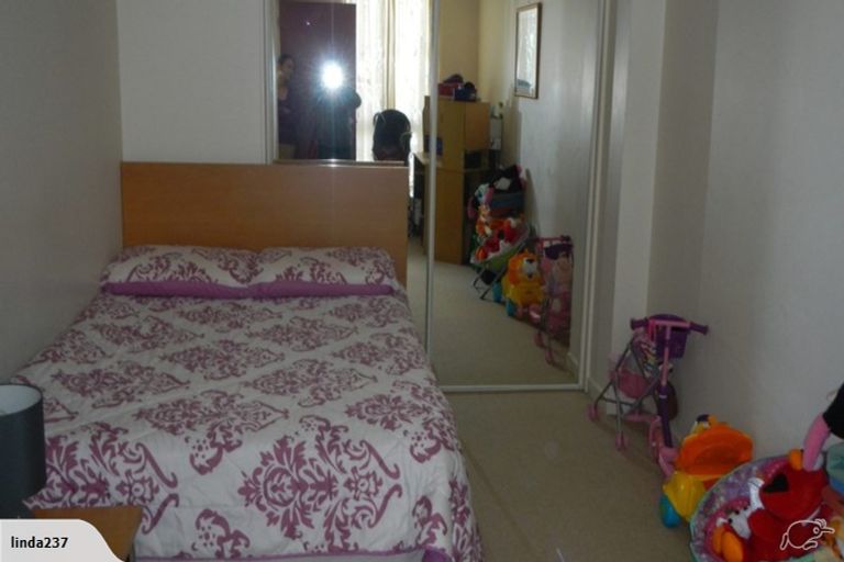 Photo of property in Terrace Heights Apartments, 13e/163 The Terrace, Wellington Central, Wellington, 6011