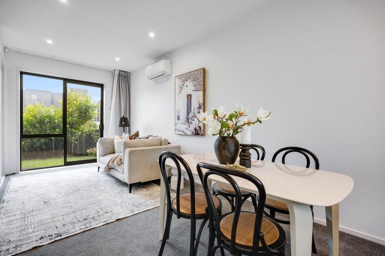 Photo of property in 74 Glidepath Road, Hobsonville, Auckland, 0616