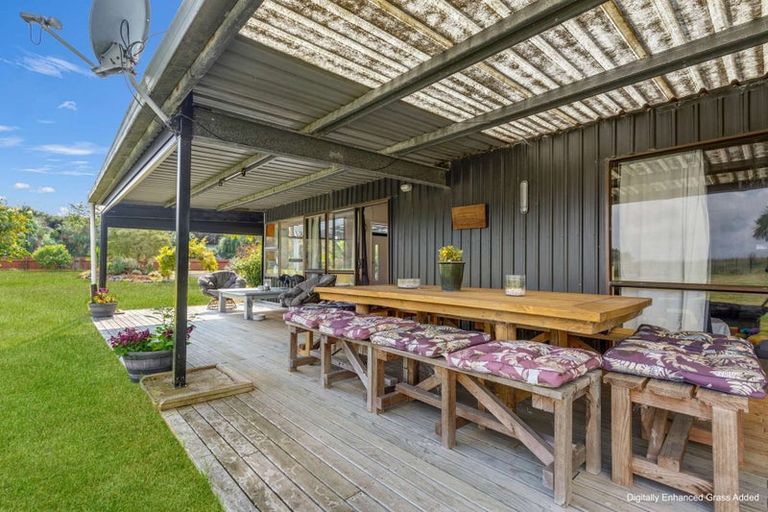 Photo of property in 6 Nikau Place, Edgecumbe, 3120