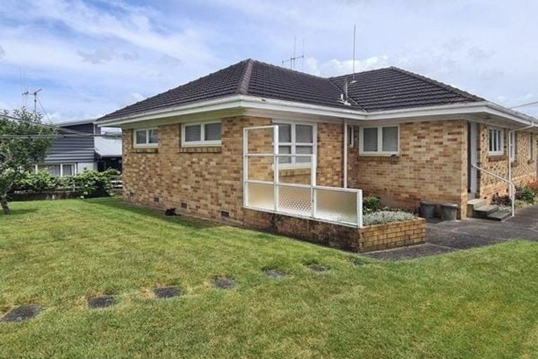 Photo of property in 11 Charles Crescent, Beerescourt, Hamilton, 3200