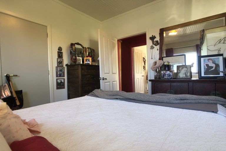 Photo of property in 19 Bengston Street, Eketahuna, 4900