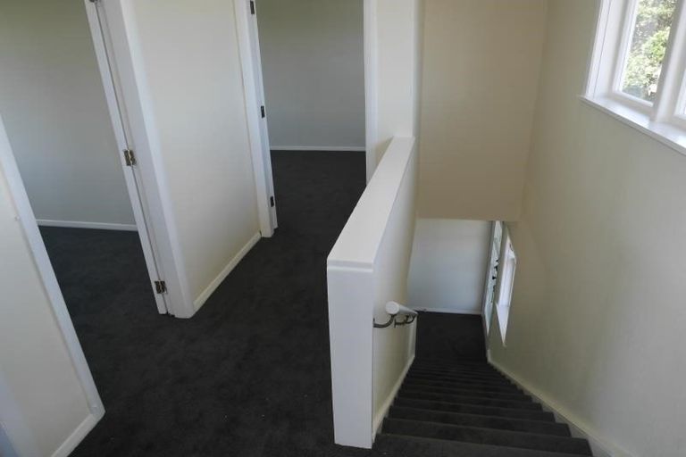 Photo of property in Silver Birch Court, 2/567u High Street, Boulcott, Lower Hutt, 5010