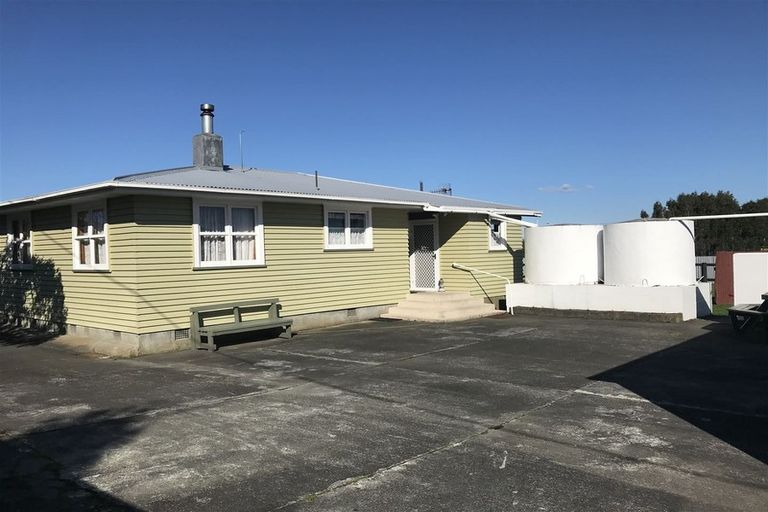 Photo of property in 1695 State Highway 3, Awahuri, Palmerston North, 4479