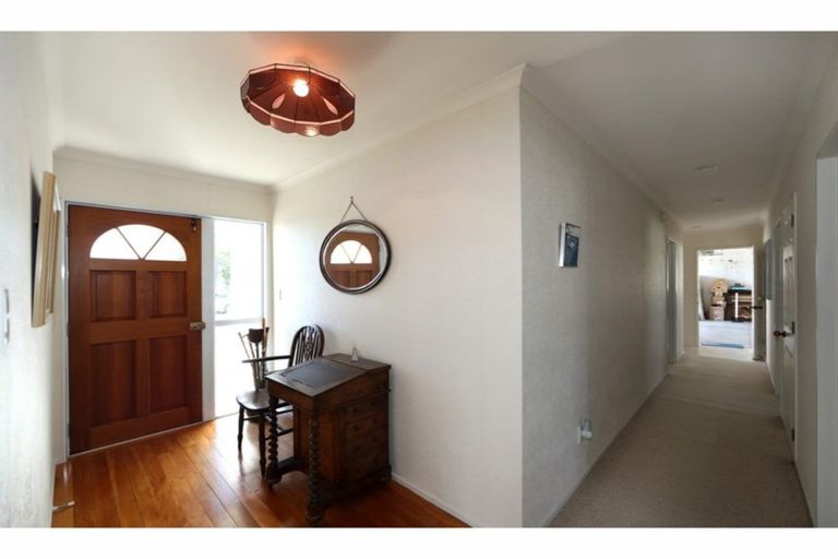 Photo of property in 51a Murphy Road, Taradale, Napier, 4112