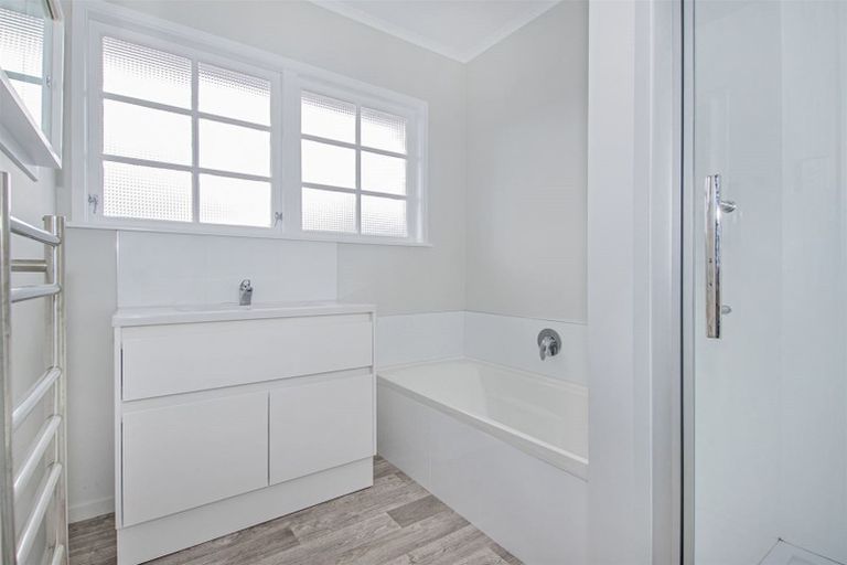 Photo of property in 9c Donald Street, Regent, Whangarei, 0112