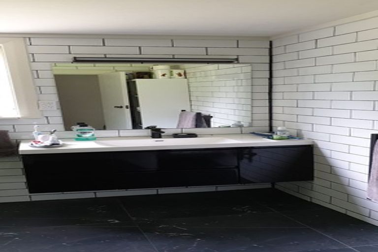 Photo of property in 826 Bickerstaffe Road, Maungaturoto, 0587