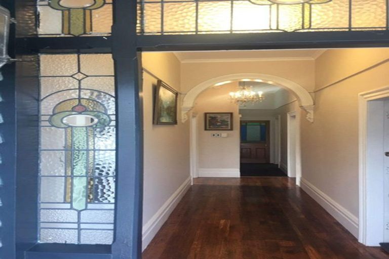 Photo of property in 296 Barbadoes Street, Christchurch Central, Christchurch, 8011