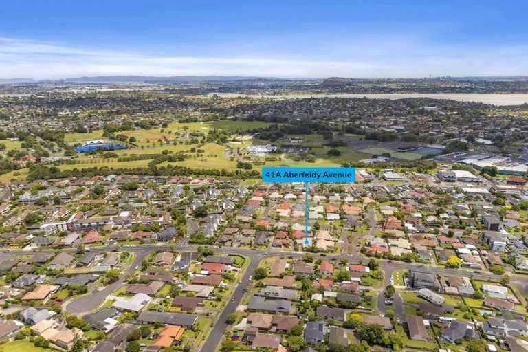 Photo of property in 41a Aberfeldy Avenue, Highland Park, Auckland, 2010