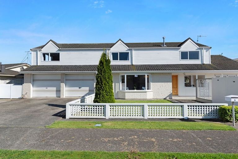 Photo of property in 5 Eden Street, Levin, 5510