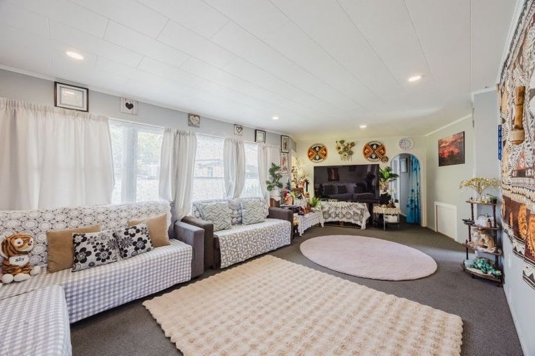 Photo of property in 204 Lascelles Street, Saint Leonards, Hastings, 4120