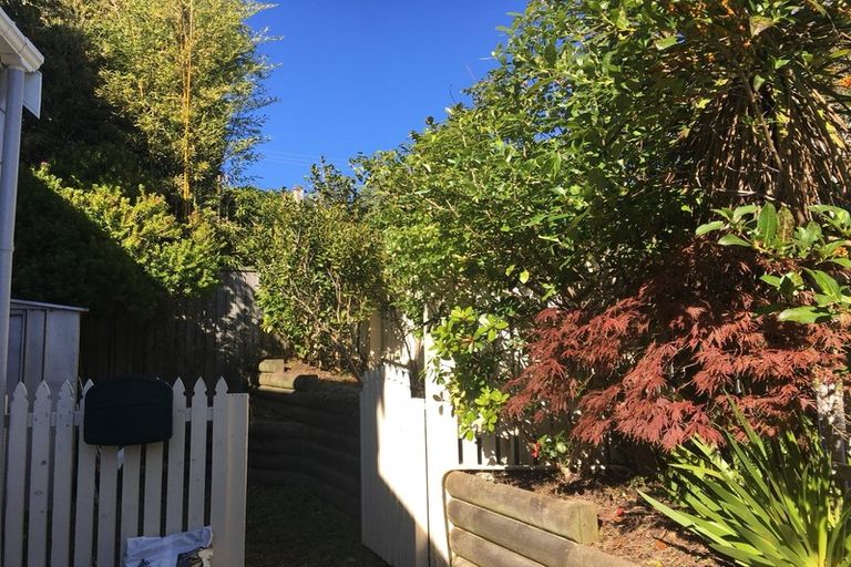 Photo of property in 25b Cunliffe Street, Johnsonville, Wellington, 6037
