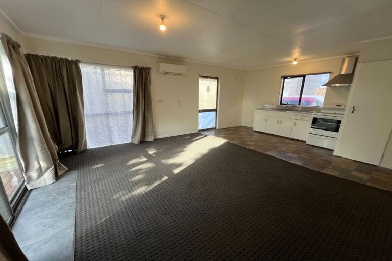 Photo of property in 7/81 Linton Street, West End, Palmerston North, 4410