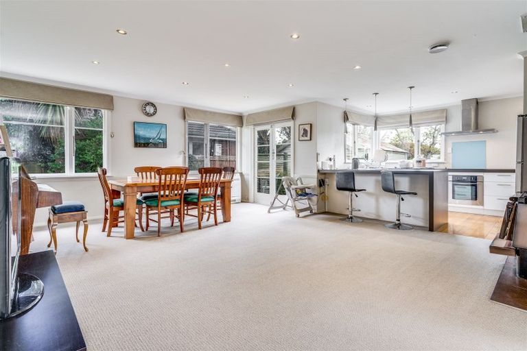 Photo of property in 4 Merton Place, Bryndwr, Christchurch, 8053