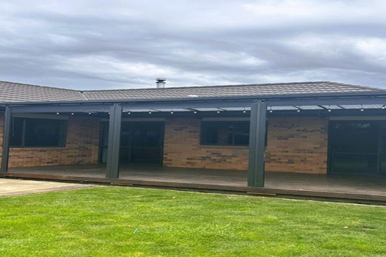 Photo of property in 23 Delta Mews Place, Clive, 4102