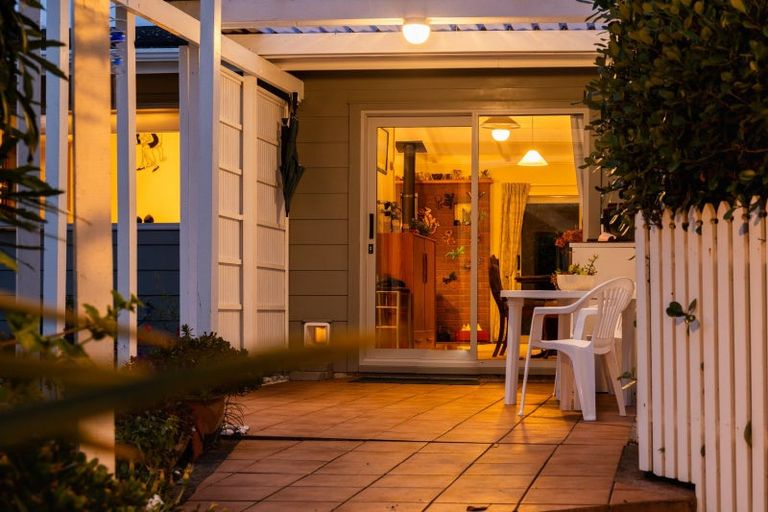 Photo of property in 49 Paetawa Road, Peka Peka, Waikanae, 5391