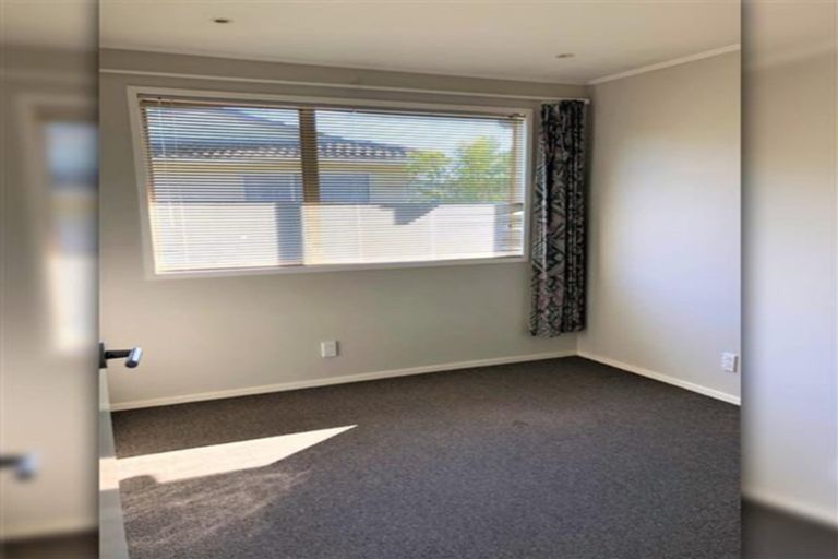 Photo of property in 7 Fiesta Drive, Half Moon Bay, Auckland, 2012