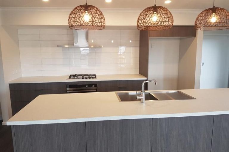 Photo of property in 42 Margaret Shields Avenue, Aotea, Porirua, 5024