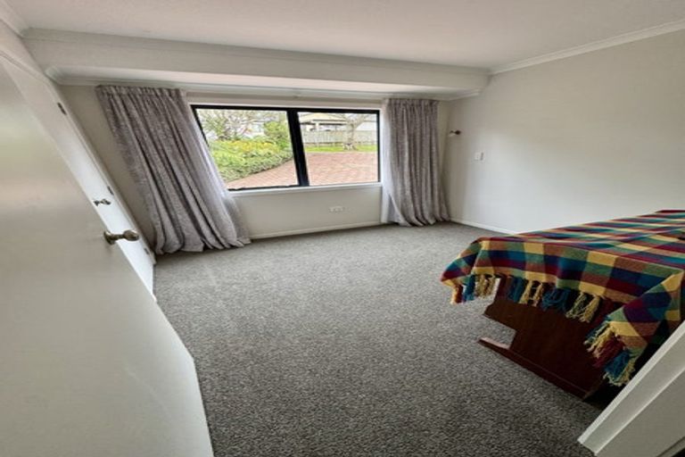 Photo of property in 1 Summerhaven Place, Ohauiti, Tauranga, 3112