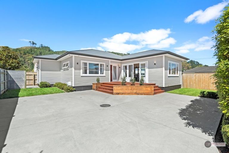 Photo of property in 19b Wilford Street, Wallaceville, Upper Hutt, 5018
