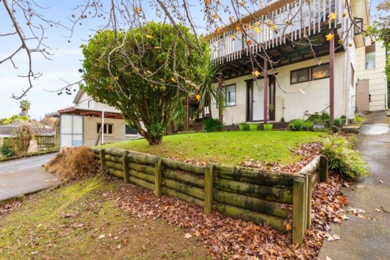 Photo of property in 17 Capricorn Place, Browns Bay, Auckland, 0630