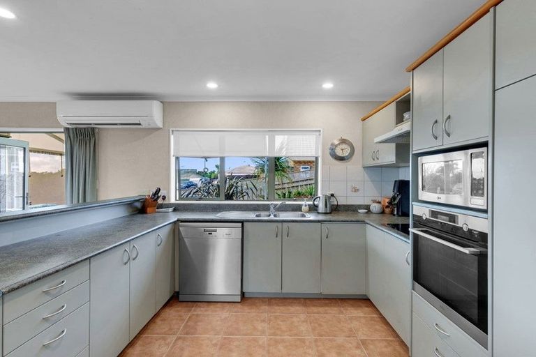 Photo of property in 10 Lochinver Drive, Nawton, Hamilton, 3200