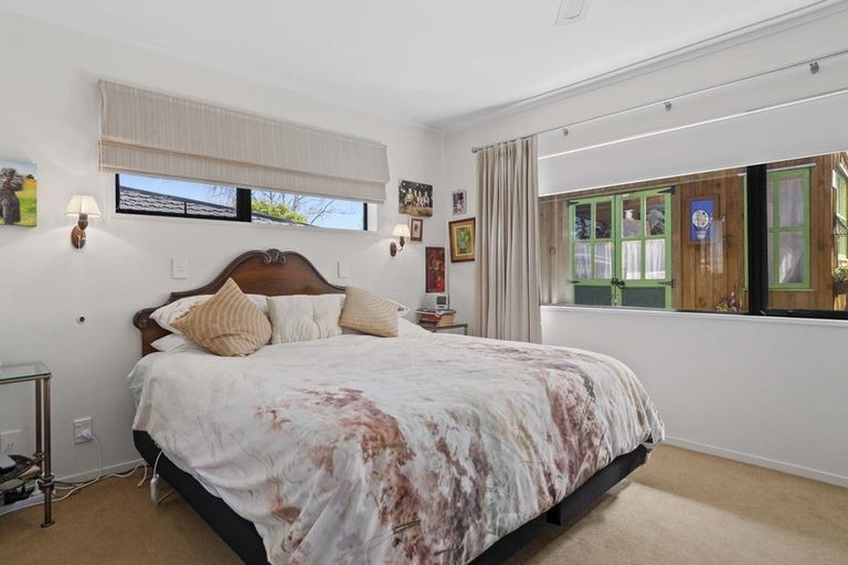 Photo of property in 317b Devonport Road, Tauranga, 3110