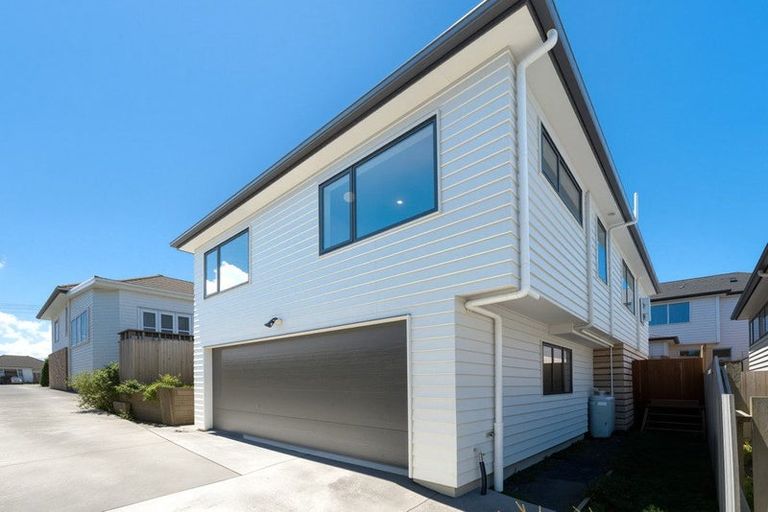 Photo of property in 5a James Laurie Street, Henderson, Auckland, 0612