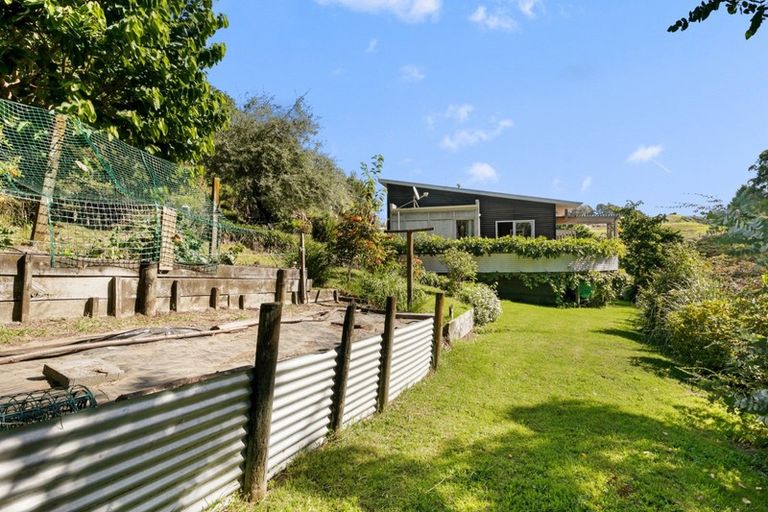 Photo of property in 42 Holcombrooke Lane, Welcome Bay, Tauranga, 3175