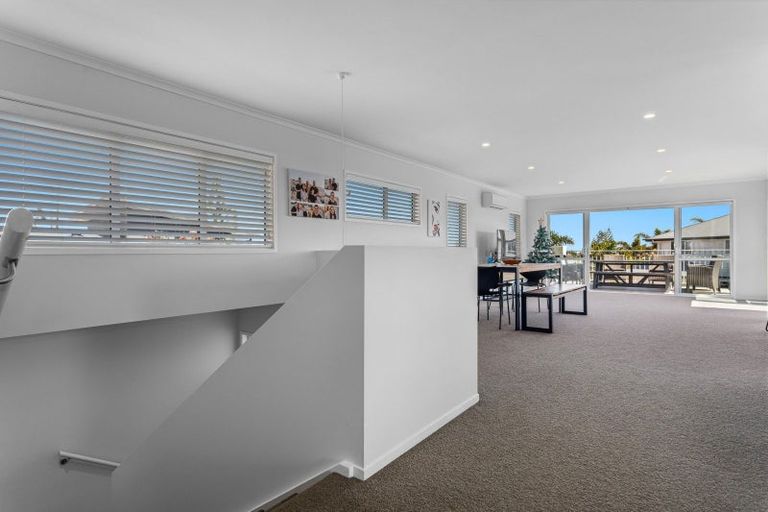 Photo of property in 24 Ocean View Road, Coastlands, Whakatane, 3120