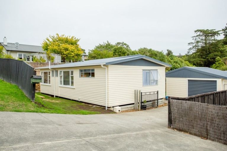 Photo of property in 30 Ruapehu Street, Paraparaumu, 5032