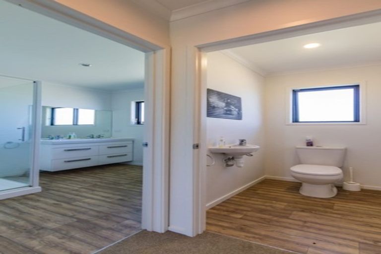 Photo of property in 2/76 Ruapehu Road, Ohakune, 4625