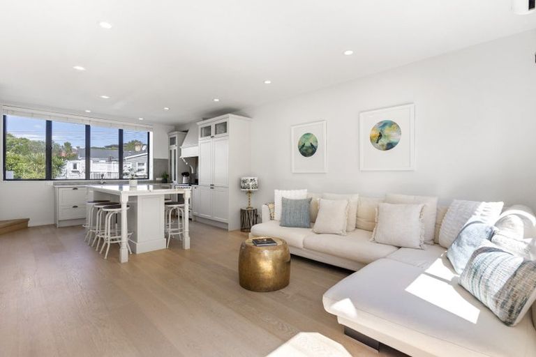 Photo of property in 2/4 Fitzroy Street, Ponsonby, Auckland, 1021