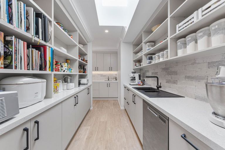 Photo of property in 99 Stoneridge Terrace, Whitford, Manurewa, 2576