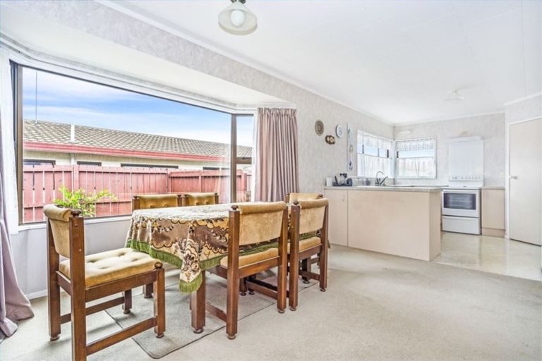 Photo of property in 1/12 Ford Avenue, Te Kamo, Whangarei, 0112